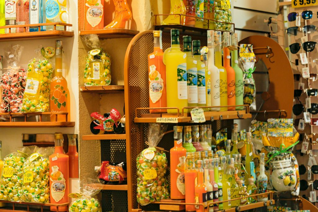 Sorrento: City Walking Tour + Street Food Tasting