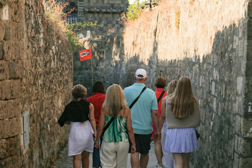 Sorrento: City Walking Tour + Street Food Tasting