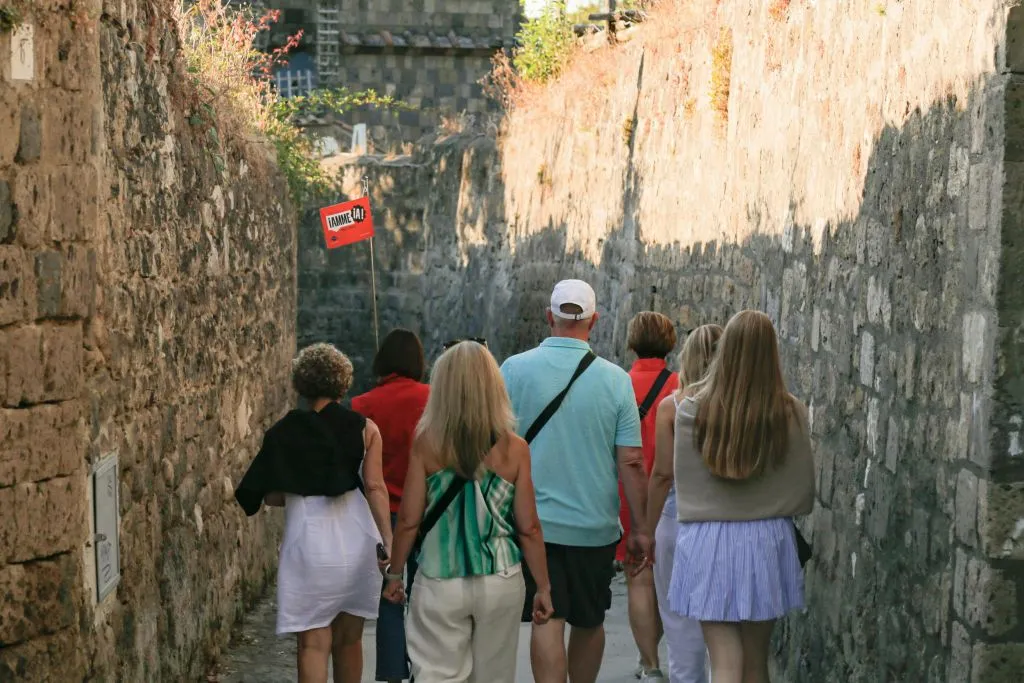 Sorrento: City Walking Tour + Street Food Tasting