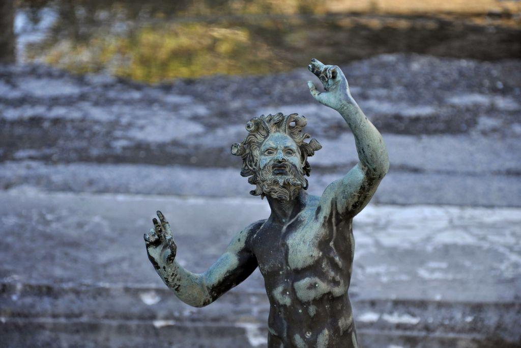 Pompeii, Amalfi & Ravello: Day Trip from Naples