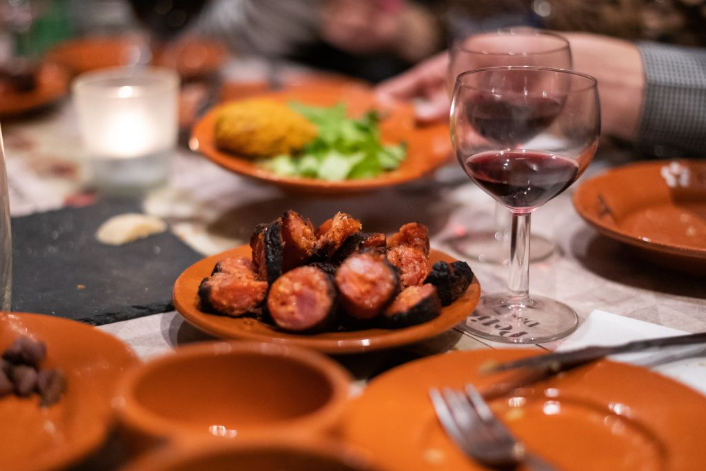 Lisbon: Tapas Food Tour