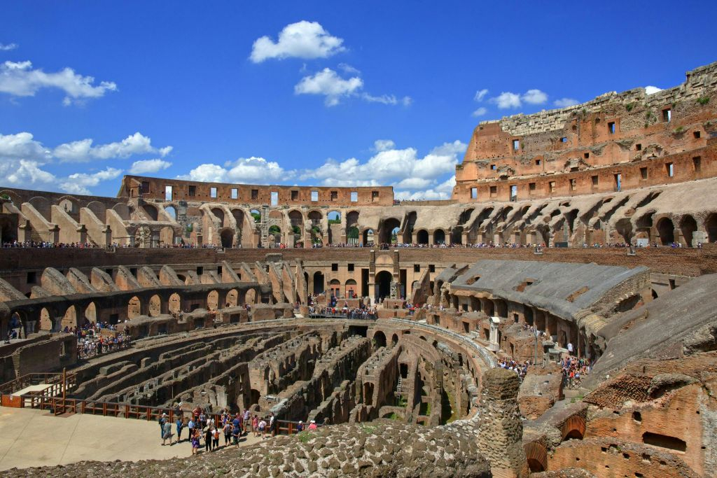 Colosseum, Roman Forum & Palatine Hill: Reserved Entrance + Digital Audio Guide
