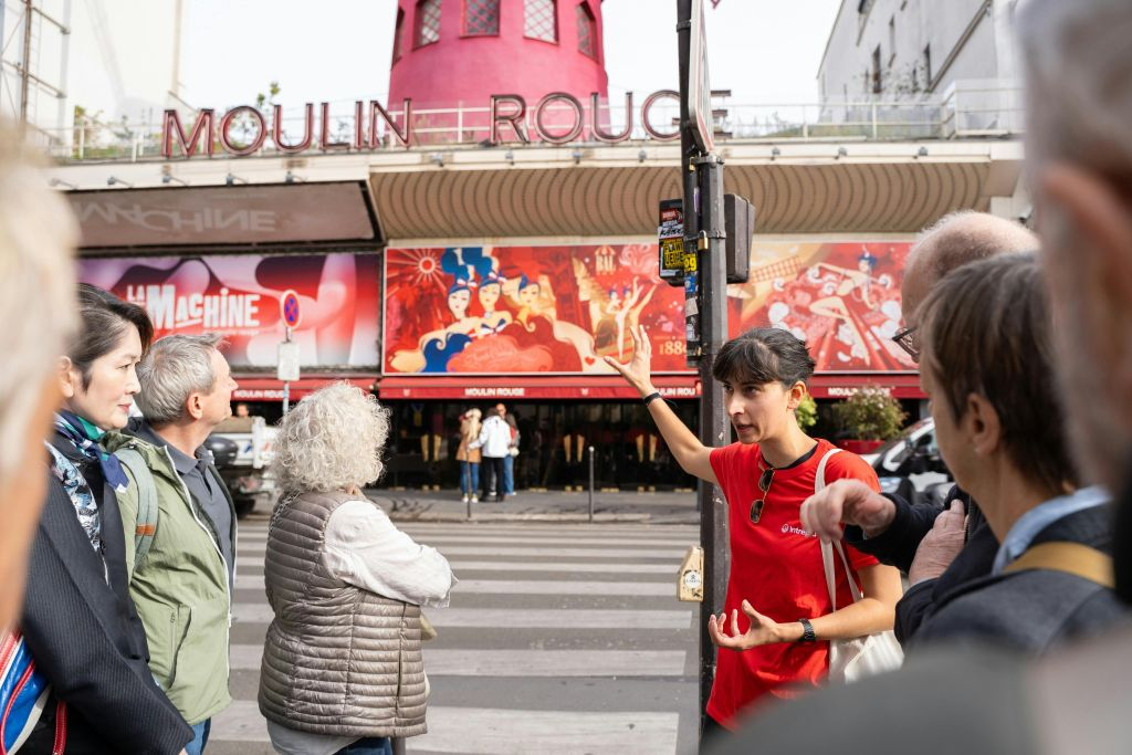 Paris: Hidden Gems of Montmartre Walking Tour