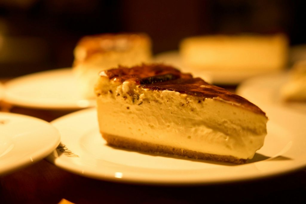 Barcelona: Jon Cake's Handpicked Food Tour in El Born