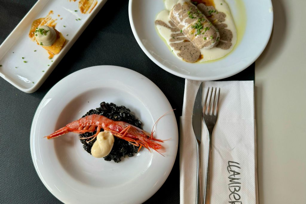 Barcelona: Jon Cake's Handpicked Food Tour in El Born