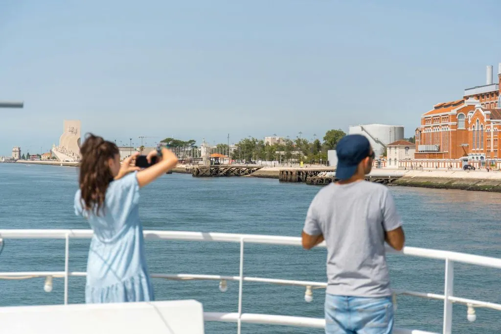 Lisbon Tagus River Boat Tour with One Drink Included