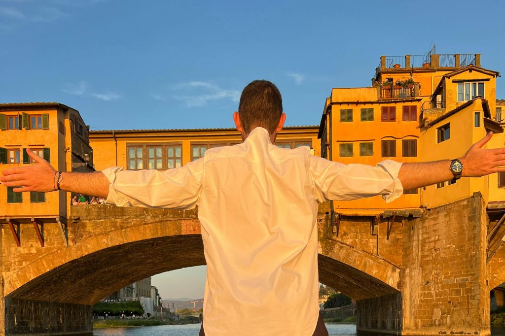 Book This Two-Night Romantic Shooting Stars Experience in Florence, Italy