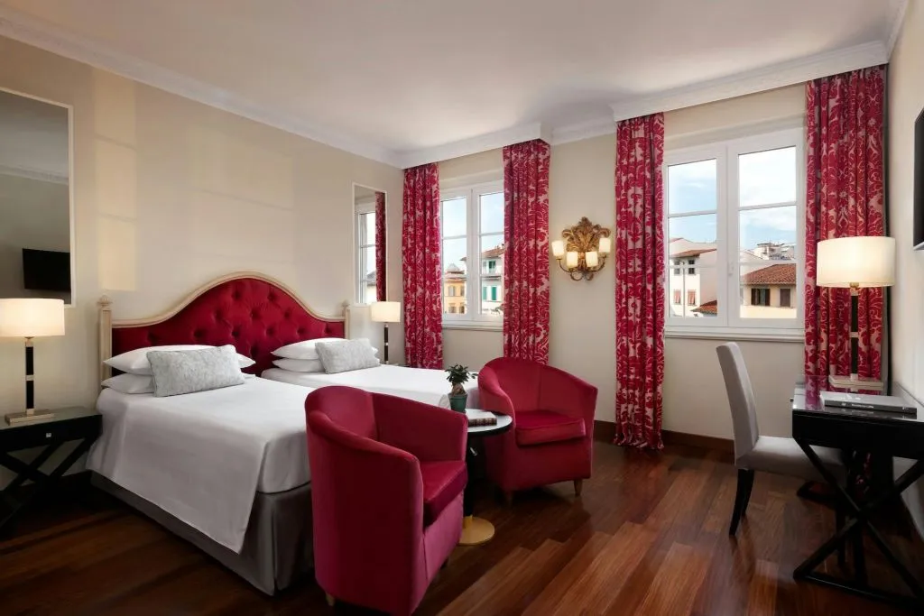 Book This Two-Night Romantic Shooting Stars Experience in Florence, Italy