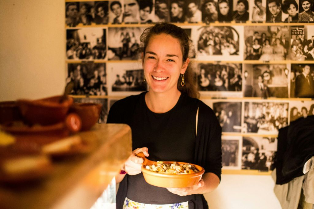 Lisbon: Guided Food Tour + Fado Show