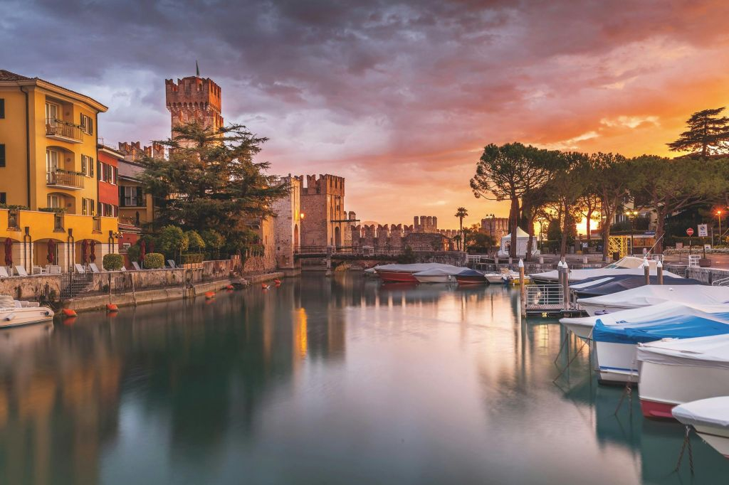 Lago di Garda: Tour in barca al tramonto con Prosecco