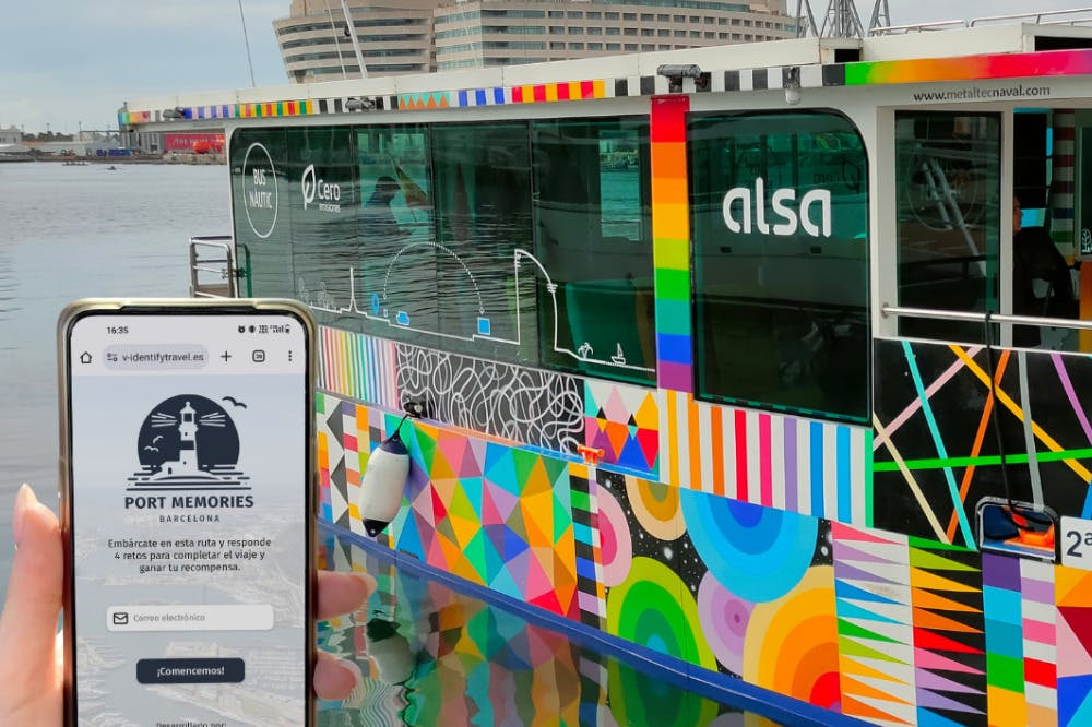 Bus nautico con gioco dei ricordi del porto di Barceloneta + premio esclusivo