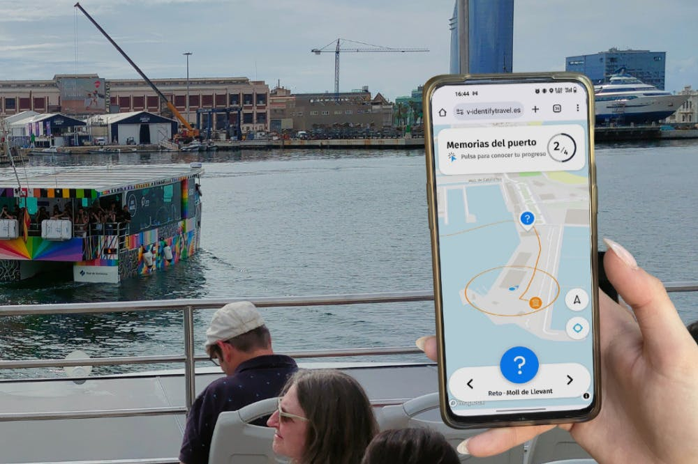 Nautical Bus with Barceloneta Port Memories Game + Exclusive Reward