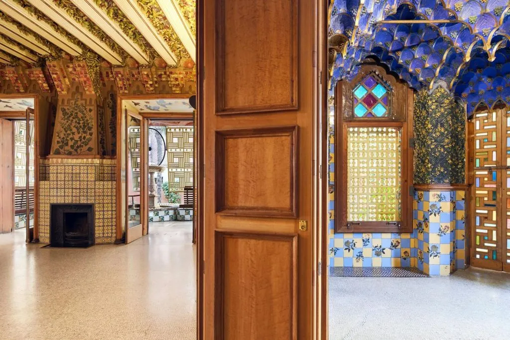 Good Morning, Gaudí