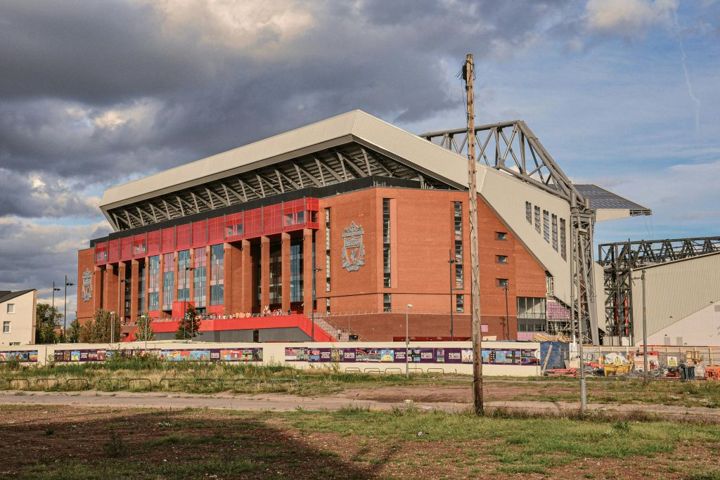 Anfield Stadium: Liverpool FC Football Match