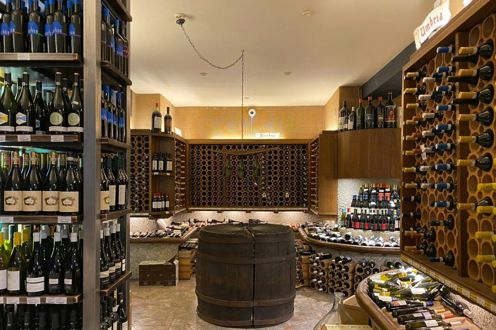 Firenze: Tour guidato di degustazione di vini