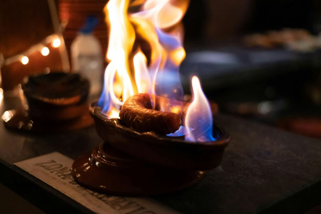 Lisbon: Fado Show with Portuguese Appetizers
