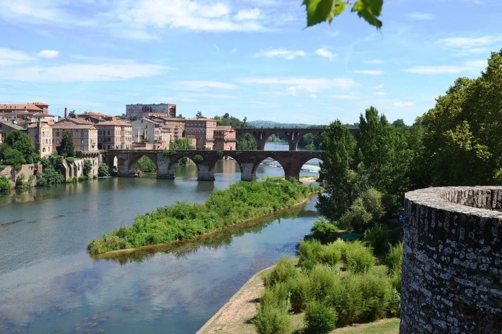 Albi & Cordes Sur Ciel: UNESCO Bus Tour