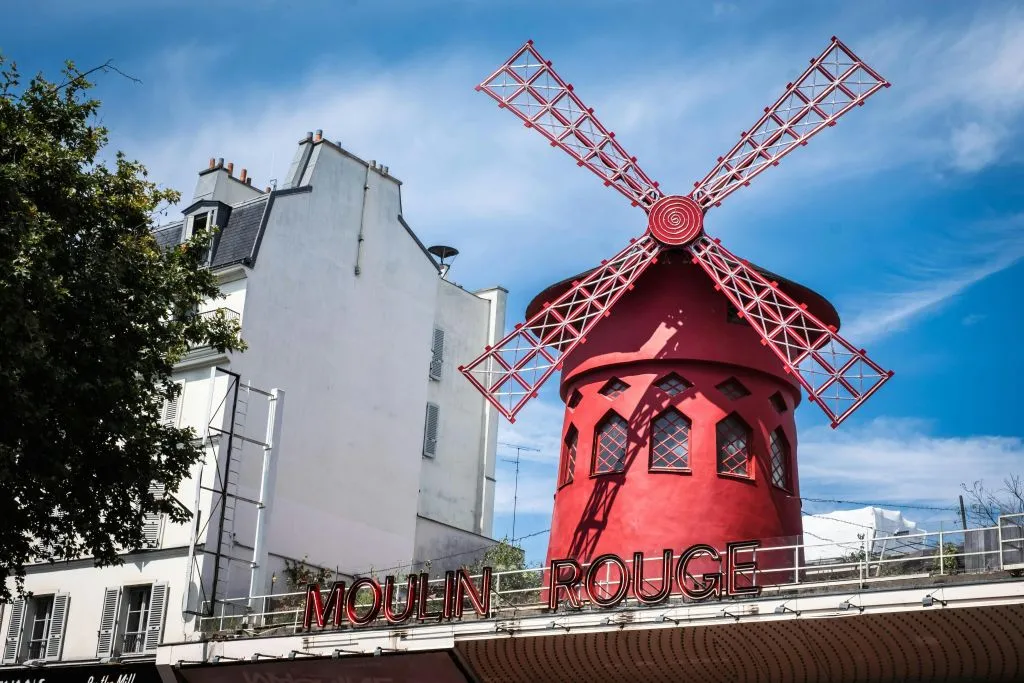 Paris: Montmartre Sweet Food Tour