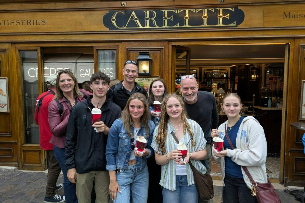 Montmartre : Crêpes, chocolats et macarons