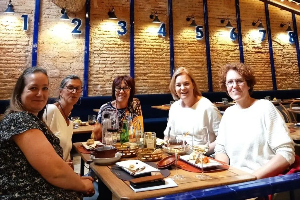Valencia: Tapas and Drinks Tour