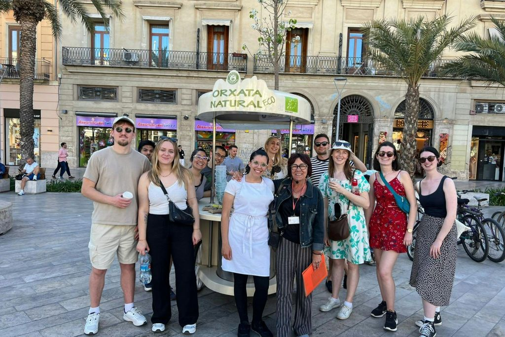 Valencia: Tapas and Drinks Tour