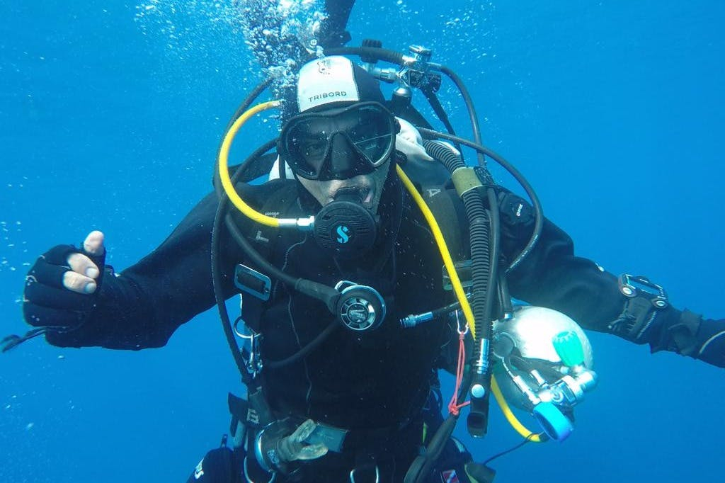 Isole Ciclopiche: Esperienza di immersione subacquea