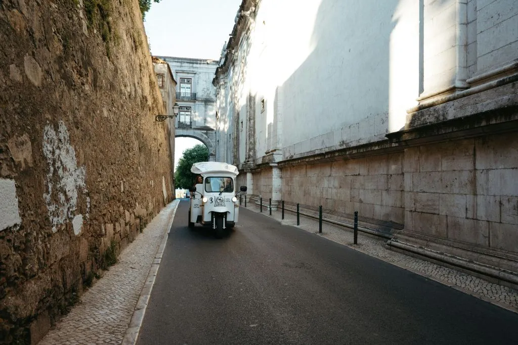 Lisbon: 1-Hr Guided Eco Tuk Tuk Tour