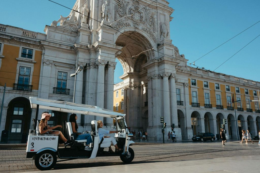 Lisbon: 1-Hr Guided Eco Tuk Tuk Tour