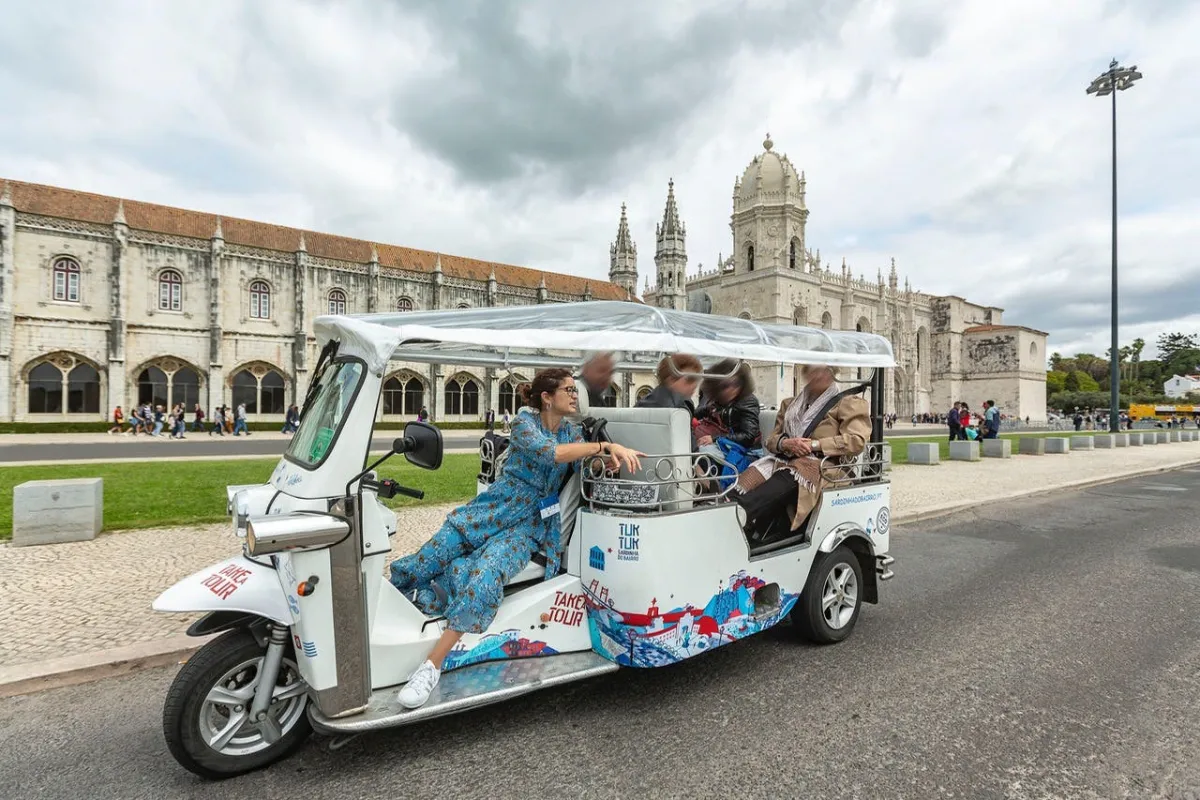 Tuk Tuk Tour in Lisbon