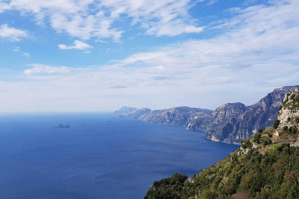 Path of the Gods: Guided Hiking Tour + Roundtrip Transport from Sorrento