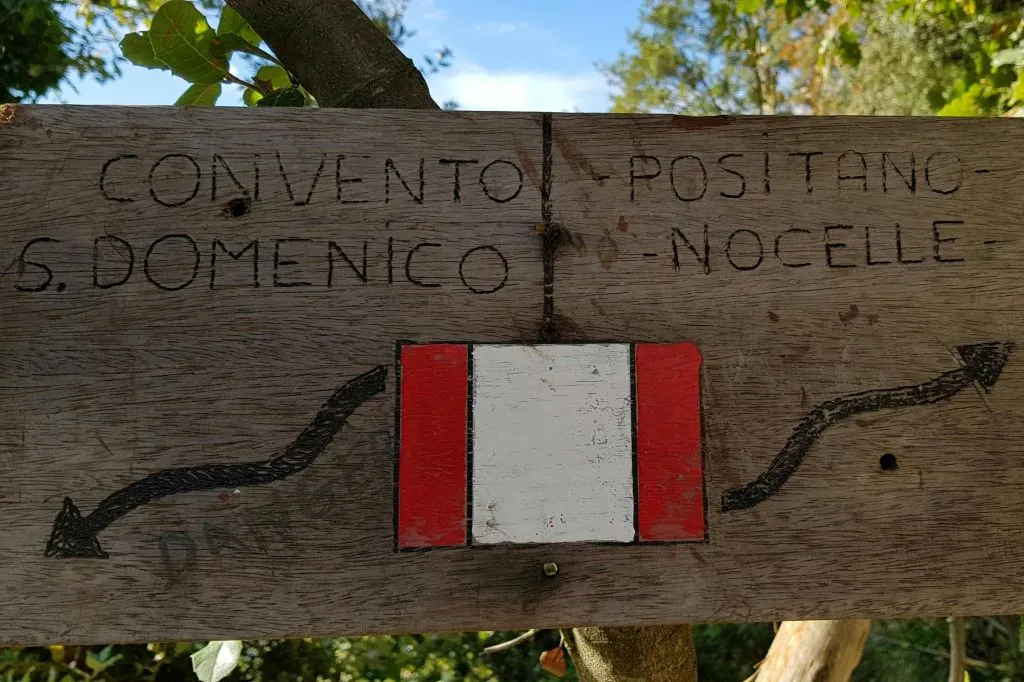 Path of the Gods: Guided Hiking Tour + Roundtrip Transport from Sorrento