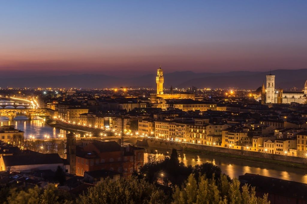 Florence: Night Walking Guided Tour