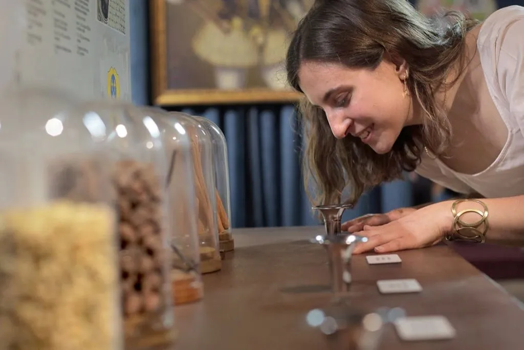 Turin: Choco-Story Tour + Audio Guide + Chocolate Tasting