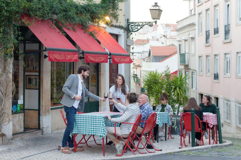 Lisbon Snacks & Wine Tour
