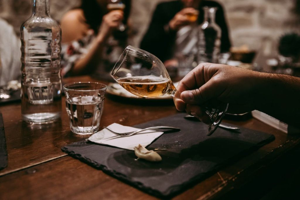 Paris Art of Pairing Cheese and Wine Tasting in a Cheese Cellar