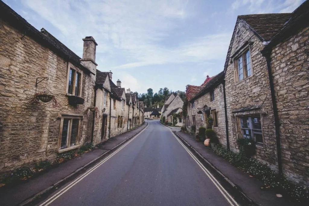 Cotswolds: Guided Tour + Roundtrip Transfer from London