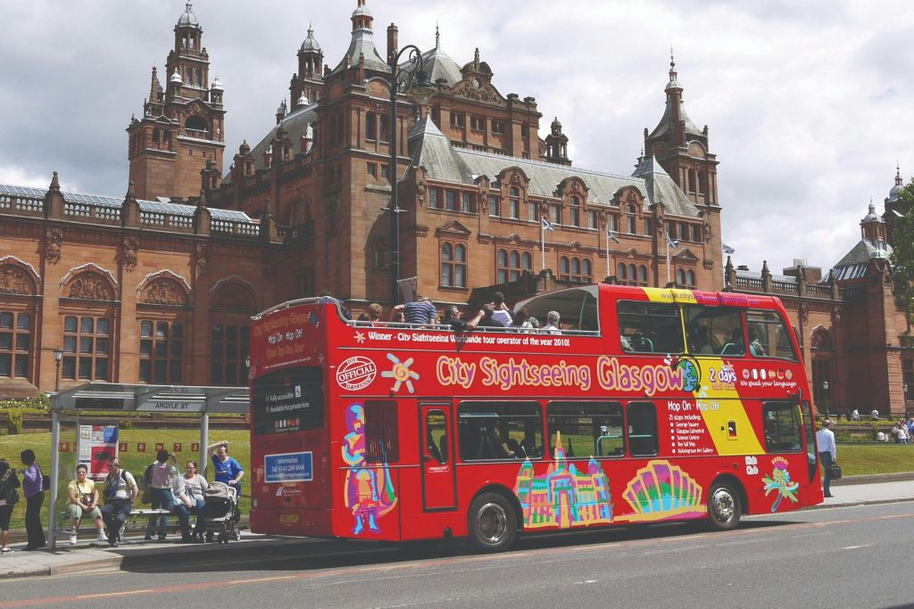 Glasgow: Hop-on Hop-off Bus Two Route Combo