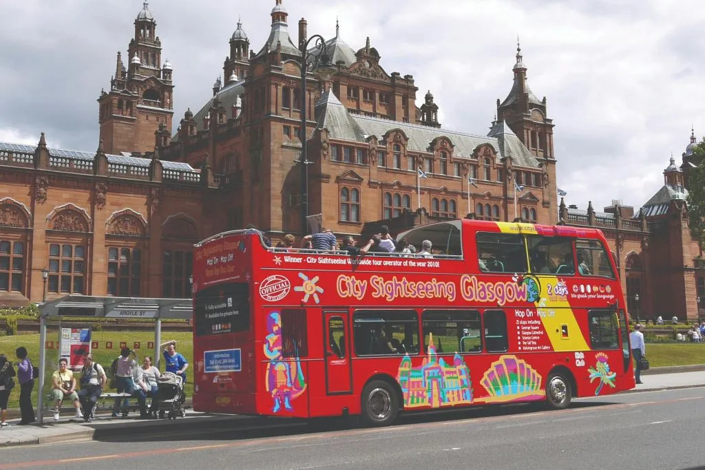 Glasgow: Combo de dos rutas en autobús Hop-on Hop-off