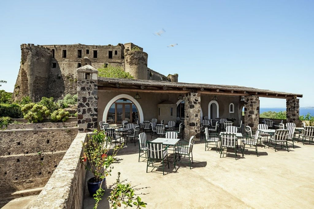 Aragonese Castle: Entry Ticket