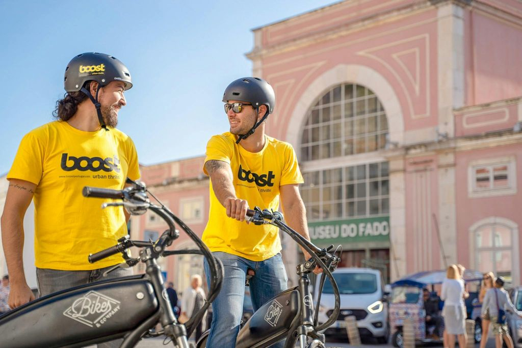 Lisbon Hills: Electric Bike Guided Tour