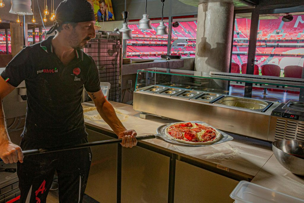 Estádio da Luz & Benfica Museum: Entry Ticket + Meal Voucher