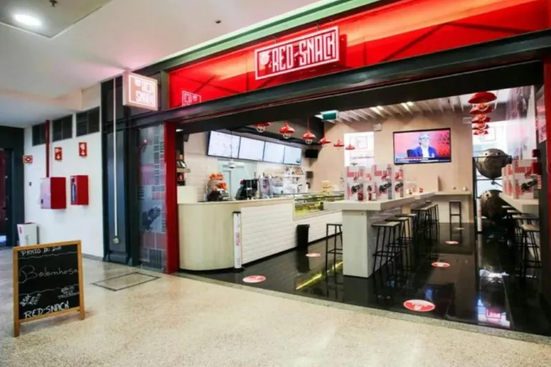 Estádio da Luz e Museu do Benfica: Bilhete de entrada + degustação de vinhos + oferta de cachecol