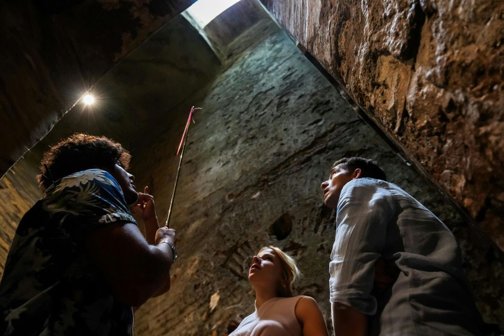 Capuchin Crypt & Roman Catacombs: Guided Tour + Transfer