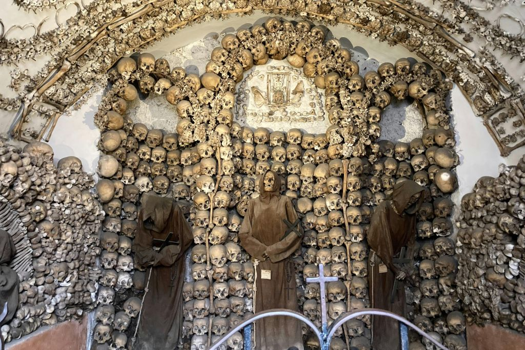 Capuchin Crypt & Roman Catacombs: Guided Tour + Transfer