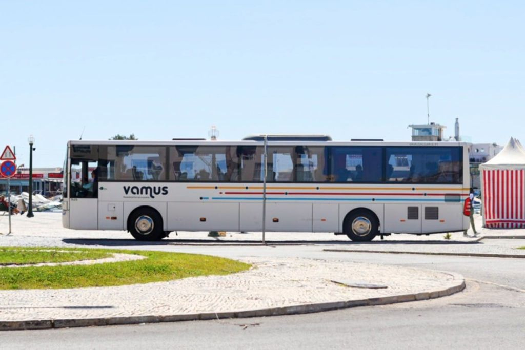 Portimao : Transfert en bus vers/depuis l'aéroport de Faro