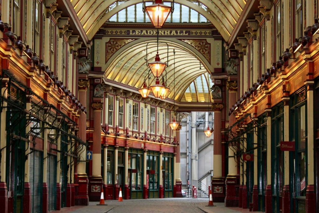 London: Self-Guided Tour with Your Smartphone