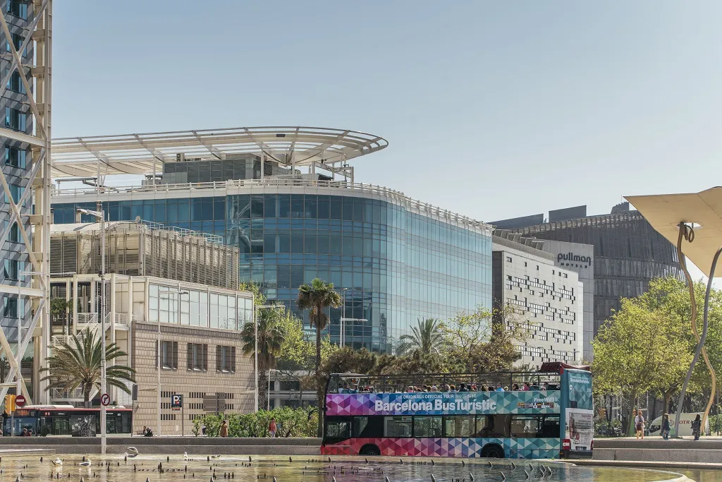 Barcelona Bus Turístic: Hop-on Hop-off Bus Tour
