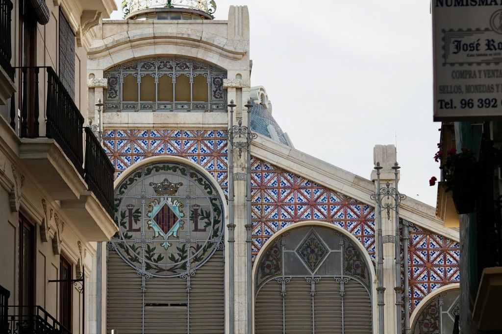 Valencia Morning Food Tour with Central Market Visit
