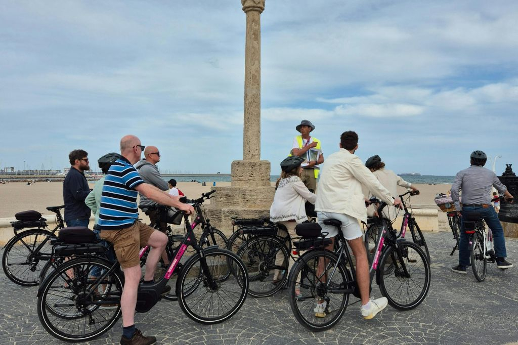 Valencia: Half-Day Guided Bike Tour