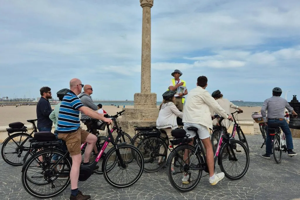 Valencia: Half-Day Guided Bike Tour